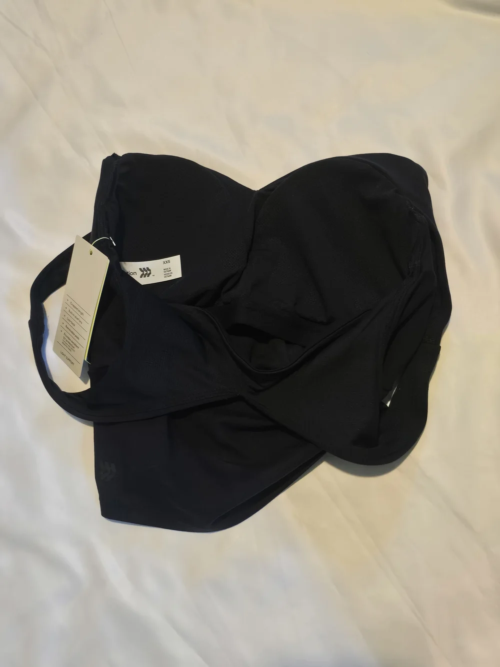 Women's Flex Light Support V Neck Cropped Sports Bra - All in Motion Black XXS